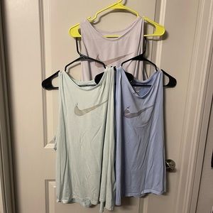 Set of 3 Nike DRI-FIT tanks